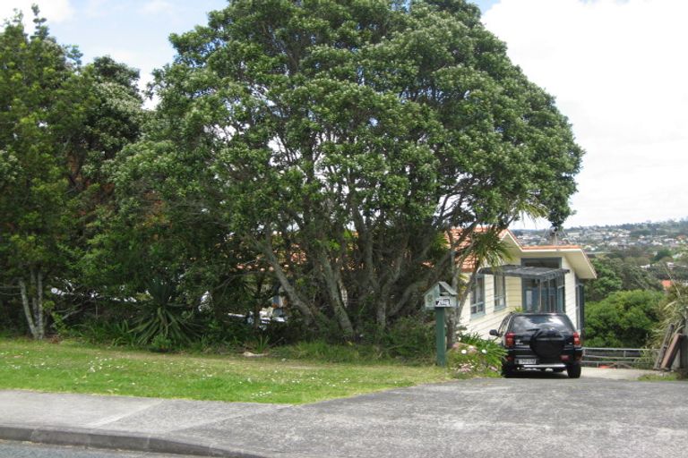 Photo of property in 8 Tindalls Bay Road, Tindalls Beach, Whangaparaoa, 0930