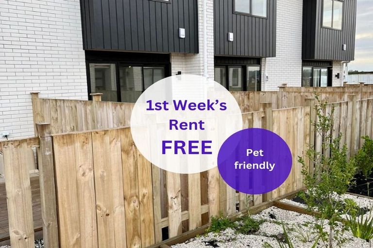 Photo of property in 3/86 Fred Taylor Drive, Westgate, Auckland, 0814