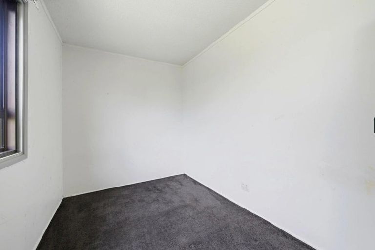 Photo of property in 107 Sunrise Avenue, Murrays Bay, Auckland, 0630