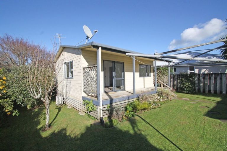Photo of property in 409 Carrington Street, Upper Vogeltown, New Plymouth, 4310