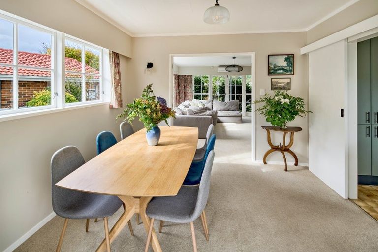 Photo of property in 11 Mckeefry Grove, Tawa, Wellington, 5028