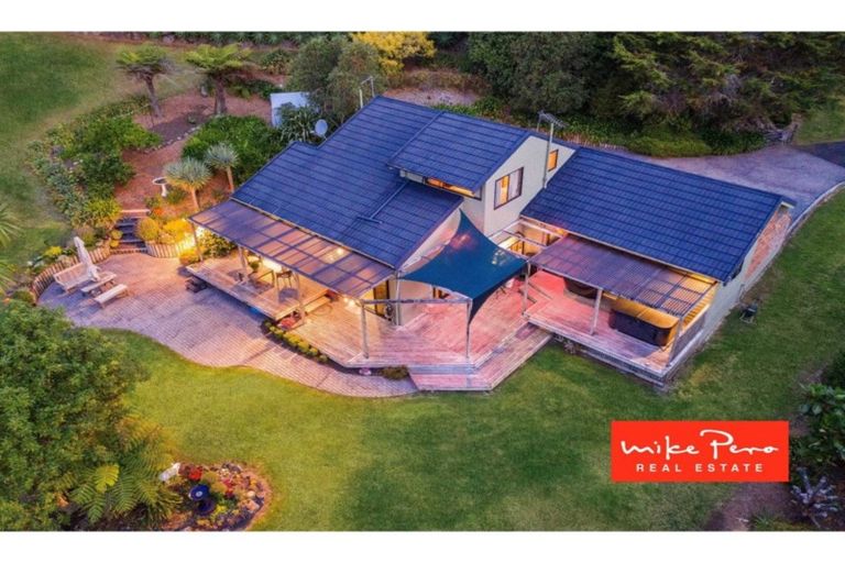 Photo of property in 168 Carter Road, Oratia, Auckland, 0604