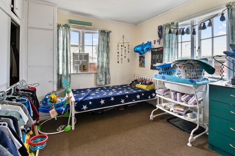 Photo of property in 1/31 Solveig Place, Randwick Park, Auckland, 2105