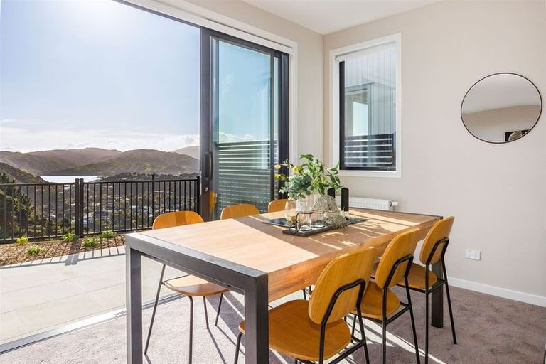 Photo of property in 8 Skysail Lane, Whitby, Porirua, 5024