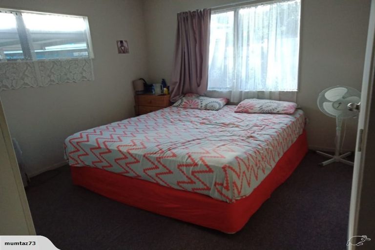 Photo of property in 5 Southview Place, Wattle Downs, Auckland, 2102