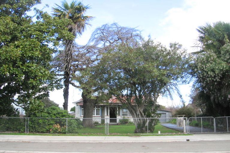 Photo of property in 1009 Heretaunga Street East, Parkvale, Hastings, 4122