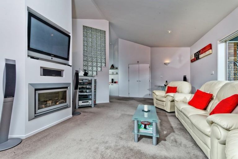 Photo of property in 63 Fitzwilliam Drive, Torbay, Auckland, 0630