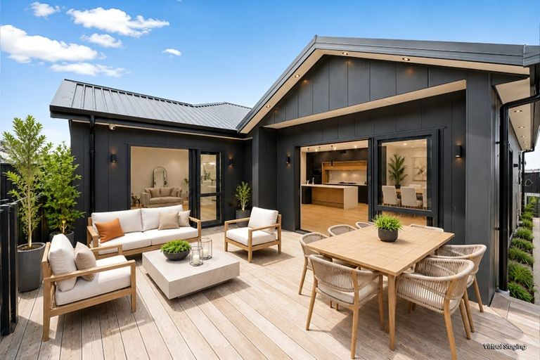 Photo of property in 7 Halcyon Bay Lane, Wainui, 0992