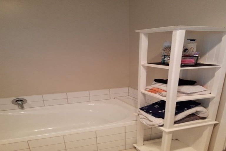 Photo of property in 45/64 Kawaha Point Road, Kawaha Point, Rotorua, 3010