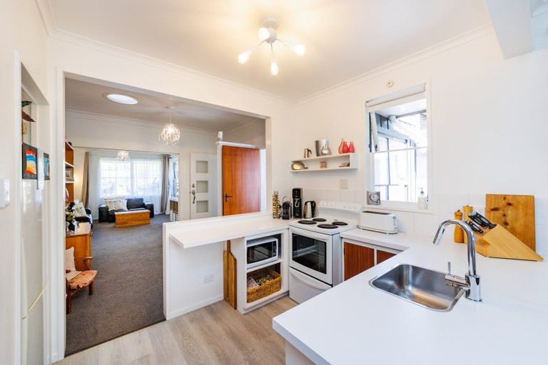 Photo of property in 42a Elmira Avenue, Hokowhitu, Palmerston North, 4410