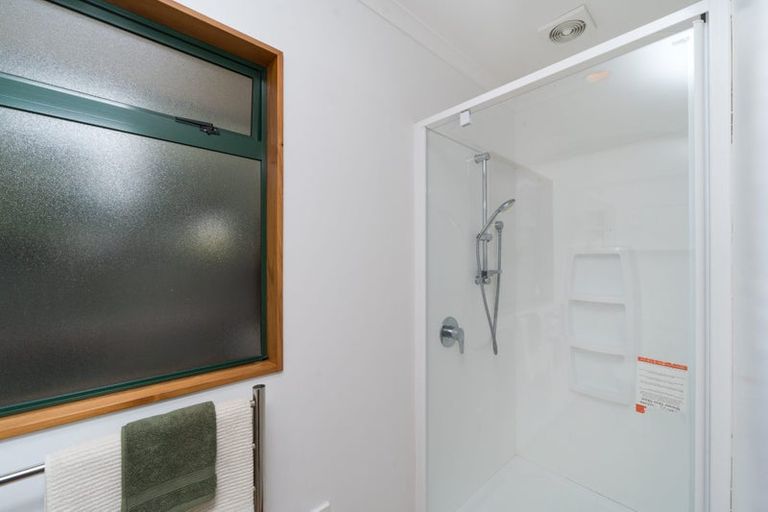 Photo of property in 86 Pahiatua Street, Hokowhitu, Palmerston North, 4410