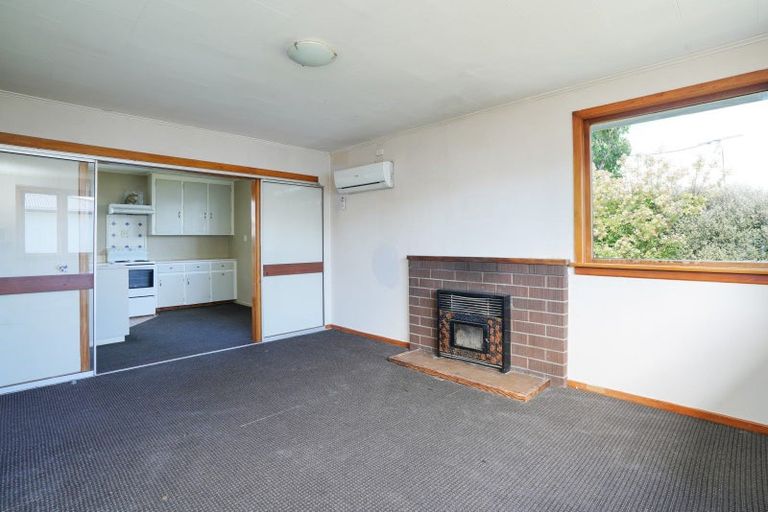 Photo of property in 15 Park Street, Winton, 9720