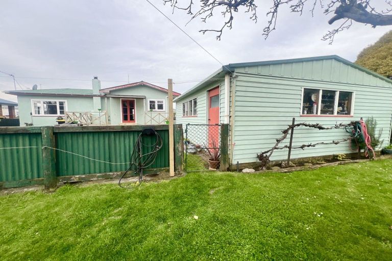 Photo of property in 50 Mcphee Street, Dannevirke, 4930