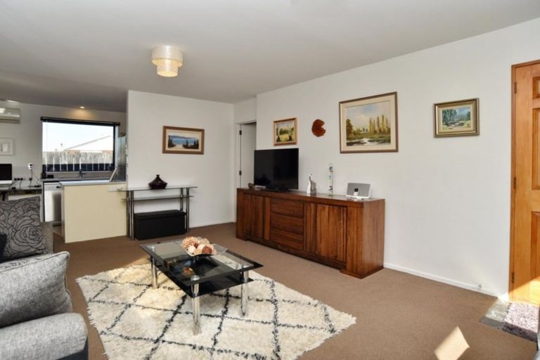 Photo of property in 25 Coronation Street, Rangiora, 7400