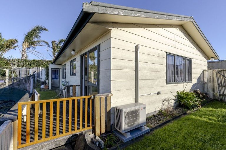 Photo of property in 260b Courtenay Street, Strandon, New Plymouth, 4312