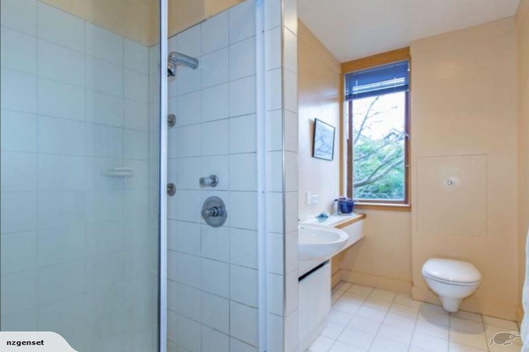 Photo of property in 23 Golf Road, Heretaunga, Upper Hutt, 5018