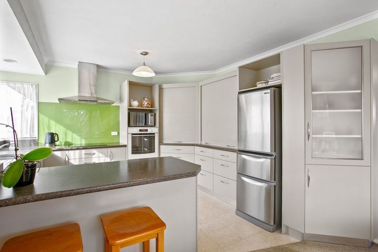 Photo of property in 2 Sanders Avenue, Westown, New Plymouth, 4310