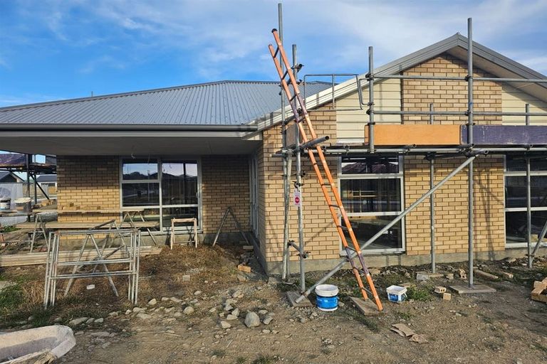 Photo of property in 39 Chambers Avenue, Woodend, 7691