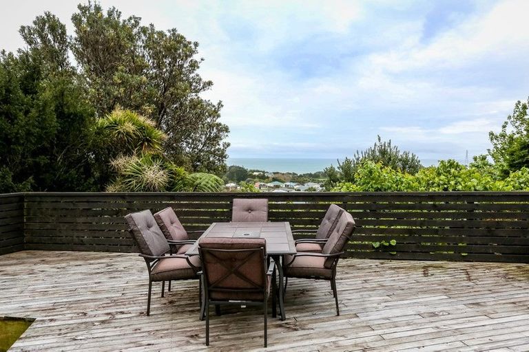 Photo of property in 11 Crownhill Street, Spotswood, New Plymouth, 4310