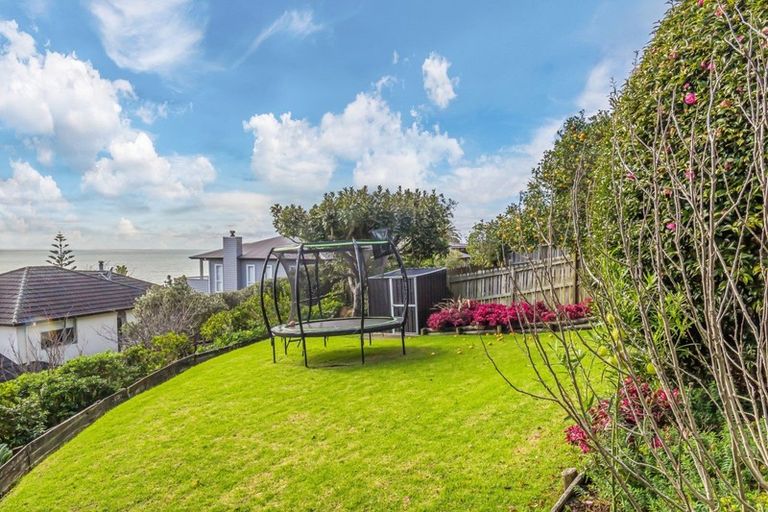 Photo of property in 4 Durness Place, Red Beach, 0932