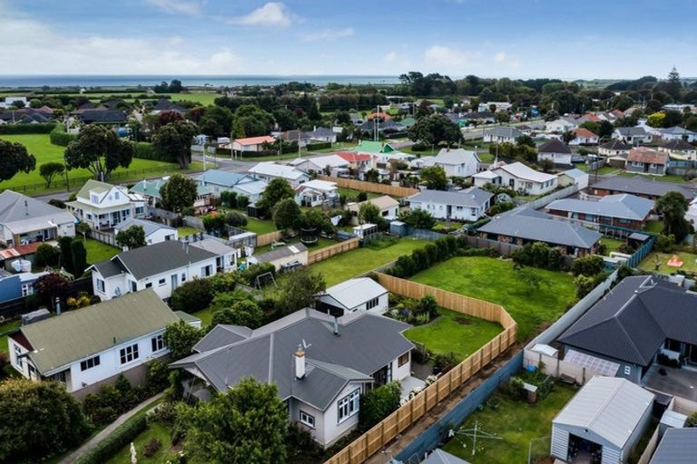 Photo of property in 7a Disraeli Street, Hawera, 4610