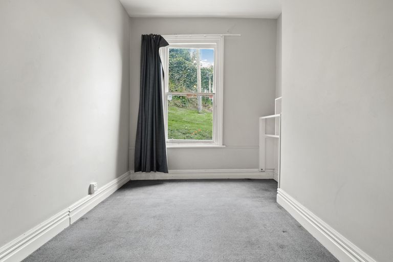 Photo of property in 76 South Road, The Glen, Dunedin, 9011