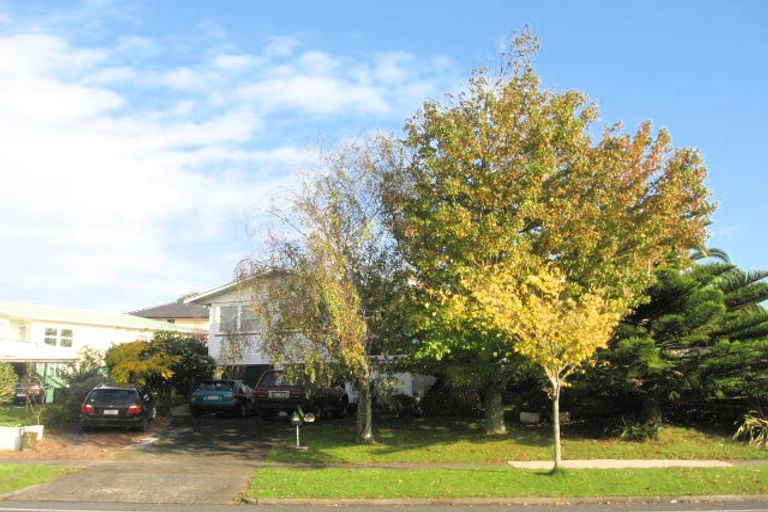 Photo of property in 119 Gossamer Drive, Pakuranga Heights, Auckland, 2010