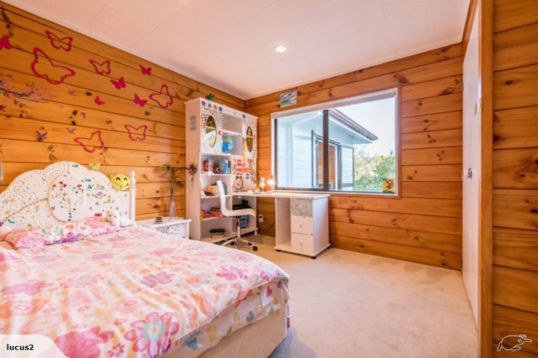 Photo of property in 178 Valley Road, Waimauku, 0881