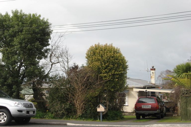 Photo of property in 4 Masters Avenue, Hillcrest, Hamilton, 3216