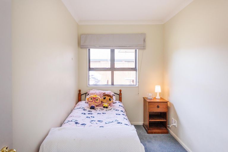 Photo of property in 14 Woodgate Court, Fitzherbert, Palmerston North, 4410