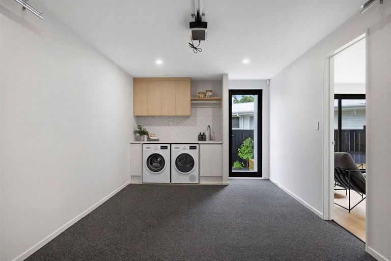 Photo of property in 2/6a View Road, Papakura, 2110