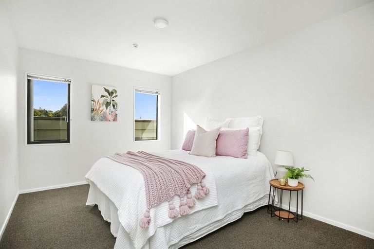 Photo of property in 3/232 Main Road, Tawa, Wellington, 5028