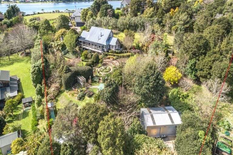 Photo of property in 47 Rewa Rewa Valley, Tairua, 3508