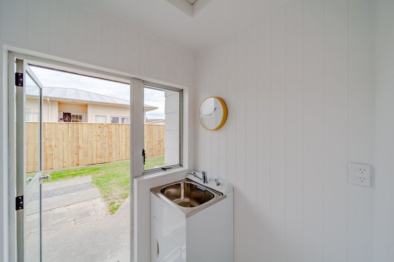 Photo of property in 2/26 Barnard Avenue, Maraenui, Napier, 4110