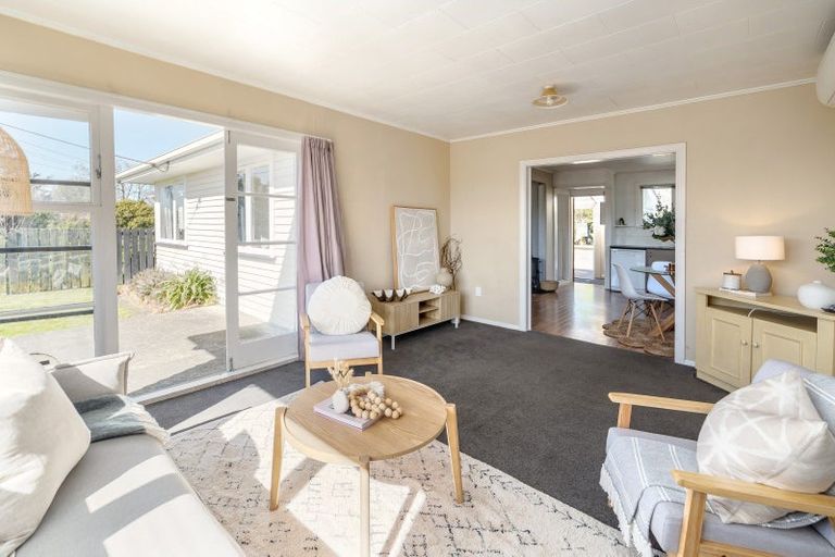 Photo of property in 44 Woodward Street East, Featherston, 5710