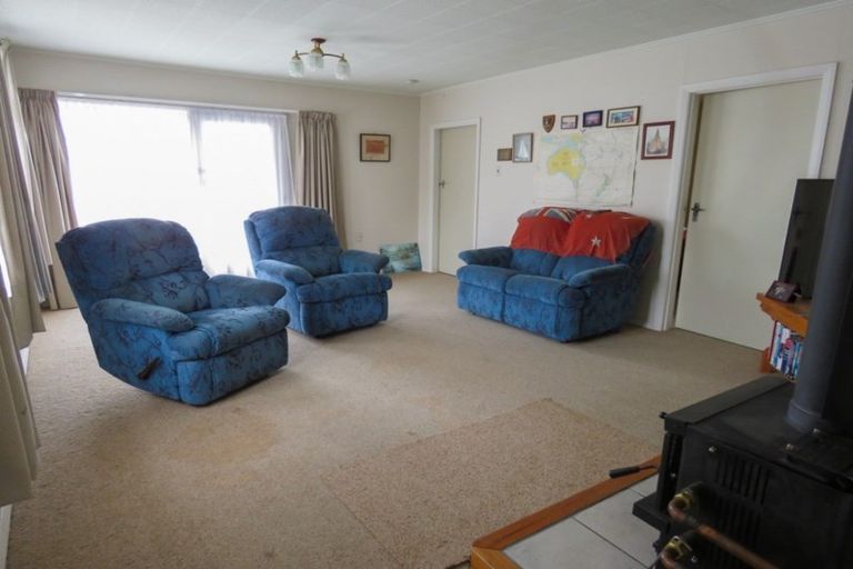 Photo of property in 61 Brougham Street, Westport, 7825