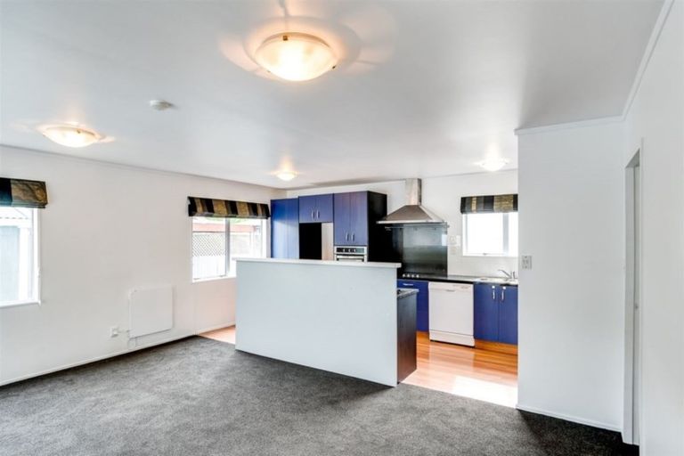 Photo of property in 1/116 Thackeray Street, Napier South, Napier, 4110