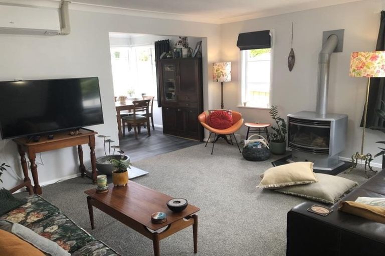 Photo of property in 217 Wellington Road, Wainuiomata, Lower Hutt, 5014