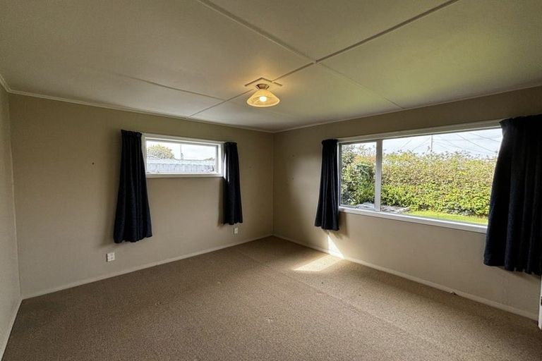 Photo of property in 4 Maranui Street, Welbourn, New Plymouth, 4310