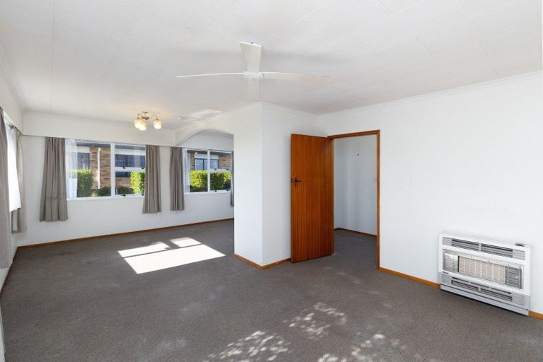 Photo of property in 1/95 Wallace Place, Westown, New Plymouth, 4310