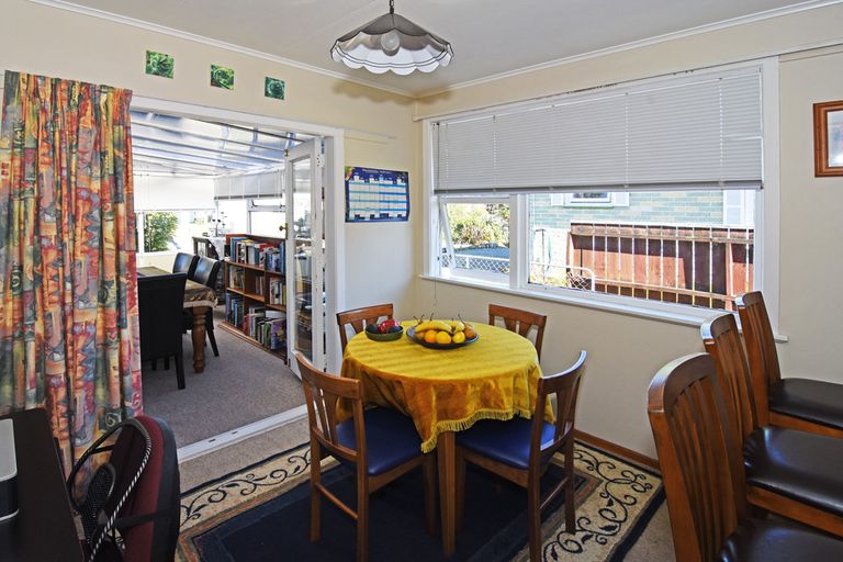 Photo of property in 24 Fergusson Street, Solway, Masterton, 5810