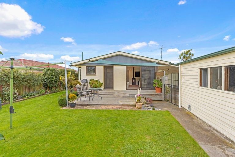 Photo of property in 25 Charnwood Crescent, Bishopdale, Christchurch, 8051