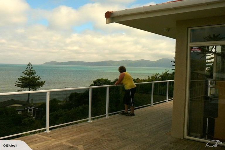 Photo of property in 19 The Crescent, Raumati South, Paraparaumu, 5032