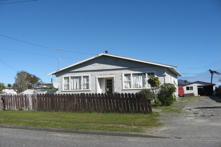 Photo of property in 26 Peel Street, Cobden, Greymouth, 7802
