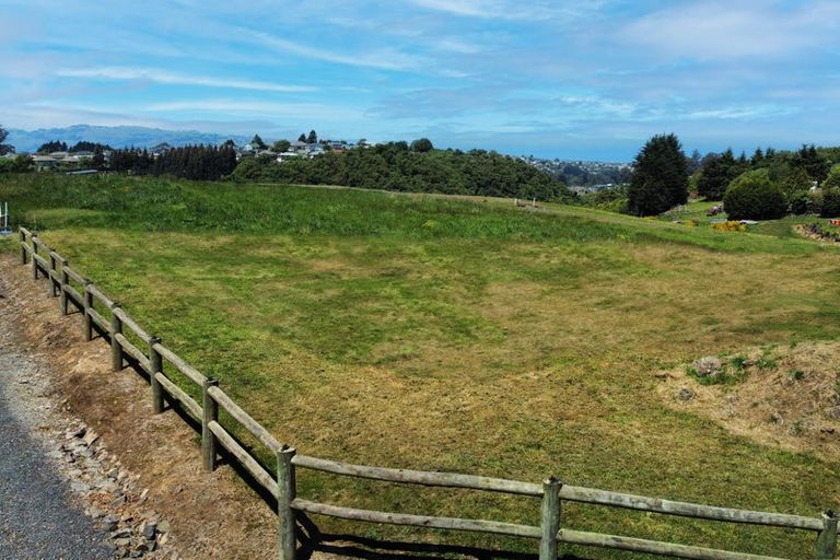 Photo of property in 2 Macleod Avenue, Halfway Bush, Dunedin, 9010