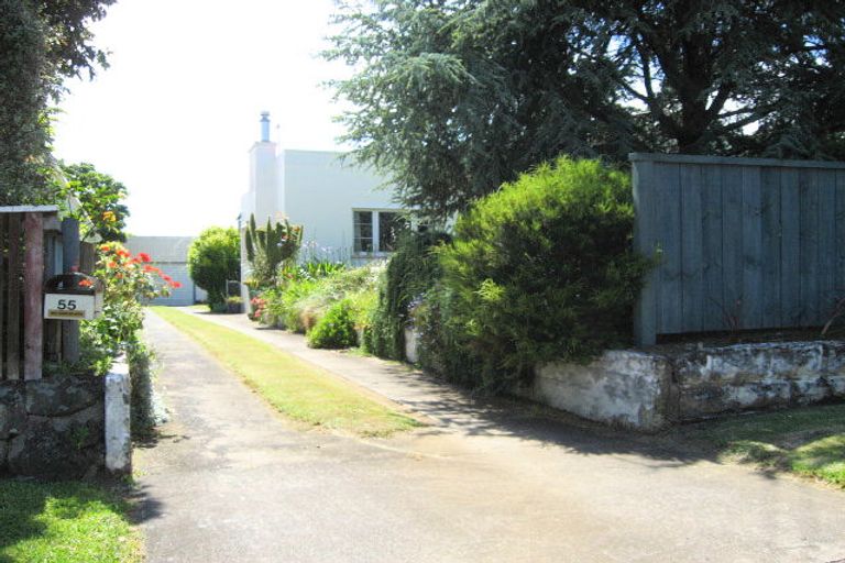 Photo of property in 55 Coronation Road, Mangere Bridge, Auckland, 2022