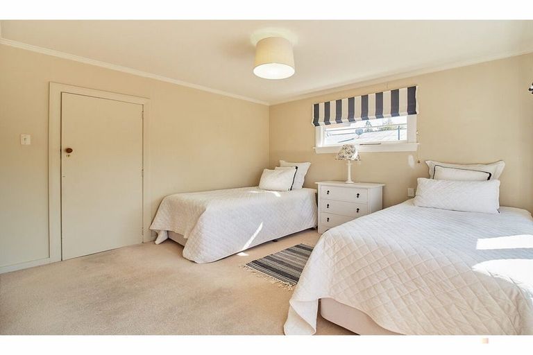 Photo of property in 57 Main North Road, Geraldine, 7930