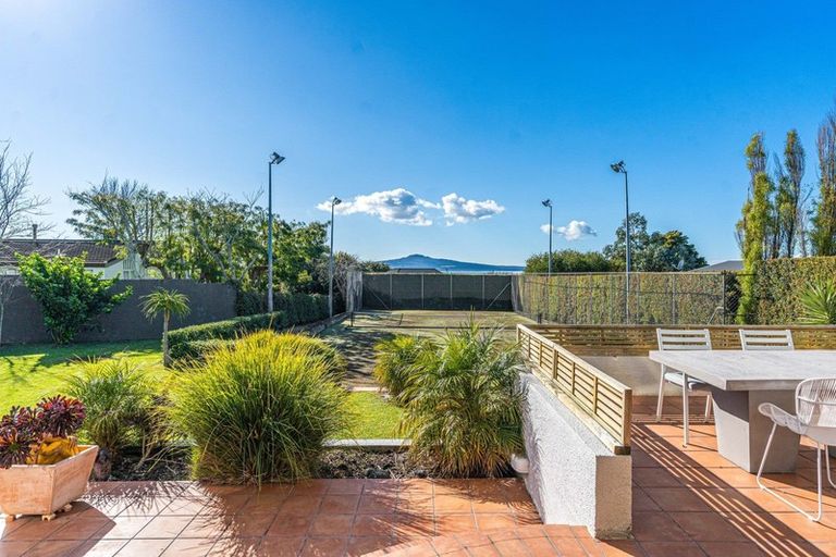 Photo of property in 188 Kohimarama Road, Kohimarama, Auckland, 1071