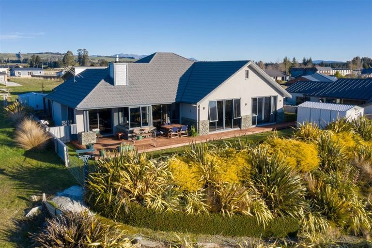 Photo of property in 12 Tawera Place, Te Anau, 9679