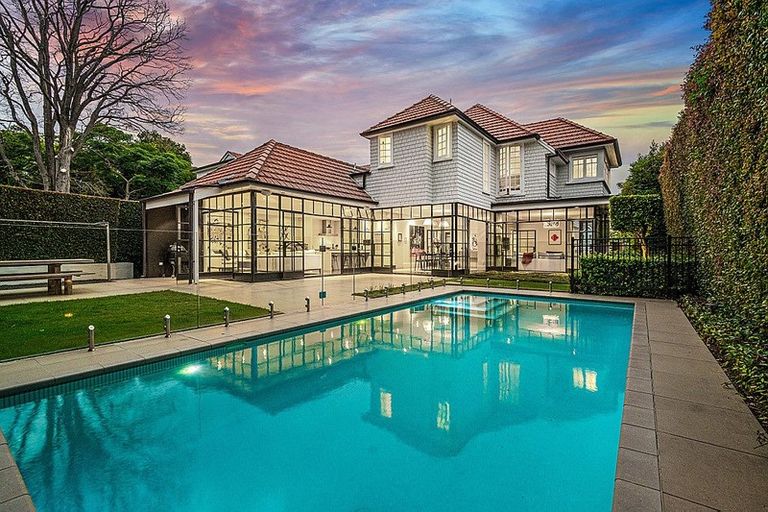 Photo of property in 15 Ranui Road, Remuera, Auckland, 1050